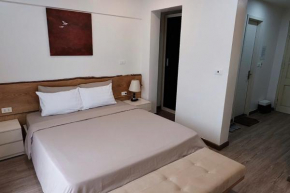 The Bee Homestay - OLD QUARTER